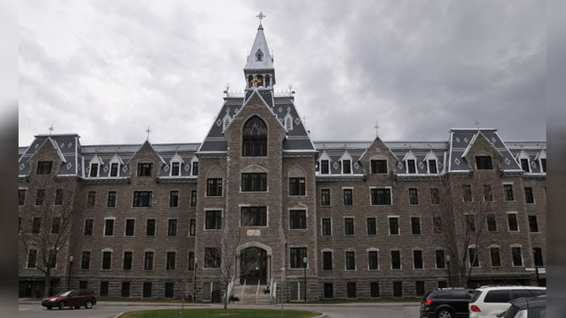 Les coupes budgétaires compromettent le Collège Lionel-Groulx d'atteindre ses objectifs selon le CA
