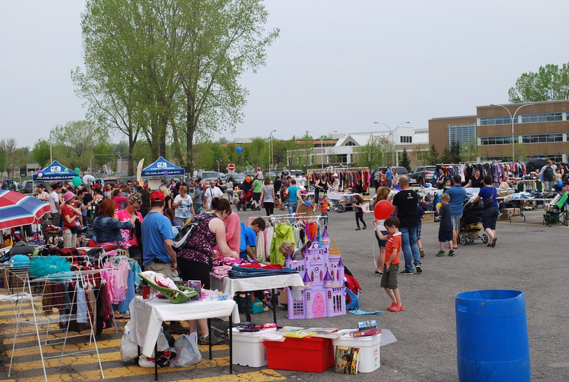 La vente d’articles pour enfant de Sainte-Thérèse