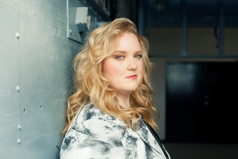Lancement des Jeudis Show le 6 juillet : spectacle de Debbie Lynch-White