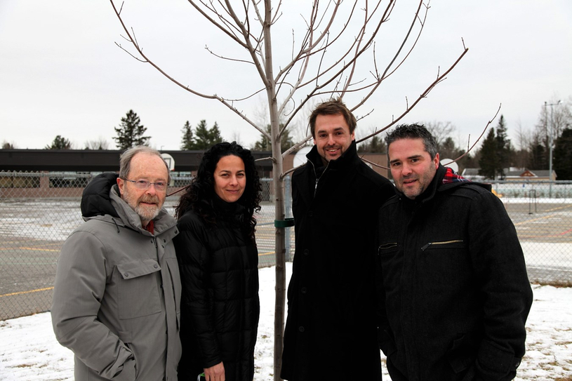 Arbres Canada, la Ville de Saint-Colomban et l'école des Hautbois  célèbrent une initiative de verdissement