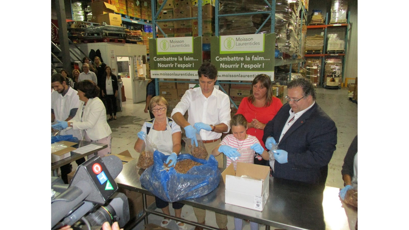 Le premier ministre Justin Trudeau visite Moisson Laurentides