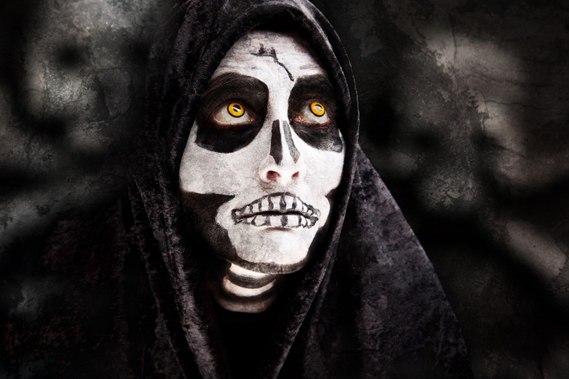 À l'Halloween, méfiez-vous des lentilles cornéennes cosmétiques