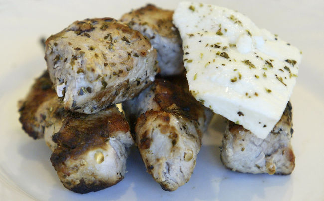 Rappel de souvlakis de poulet mariné à la sauce continentale