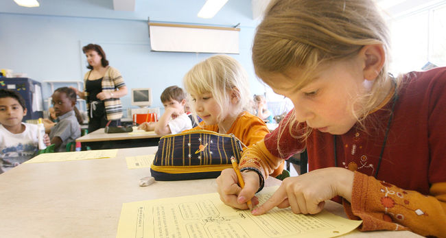 Il manque 50 classes de primaire à la CSDL