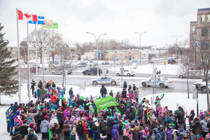 Plus de 200 enfants participent à la Marche de la solidarité de Laval