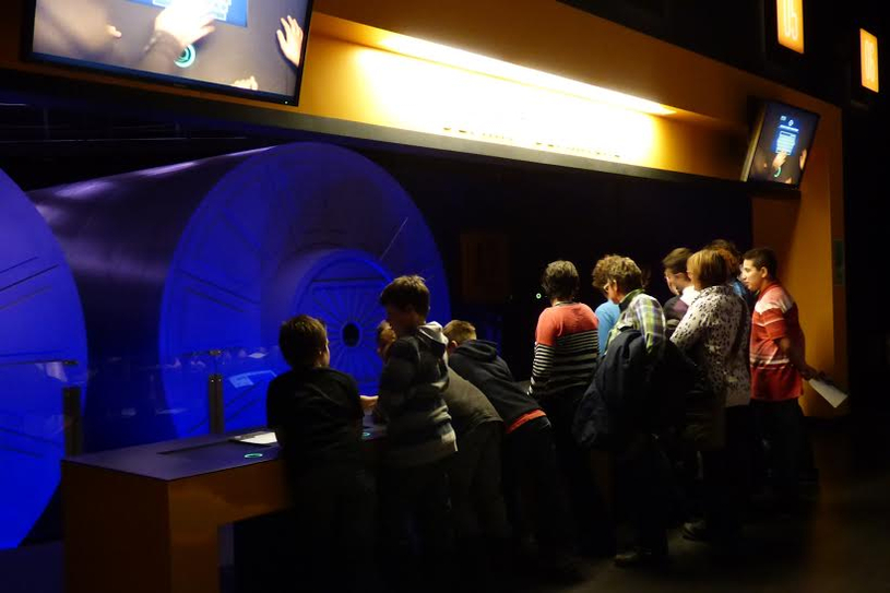 Partenariat entre le Cosmodôme et le Regroupement des maisons de jeunes du Québec