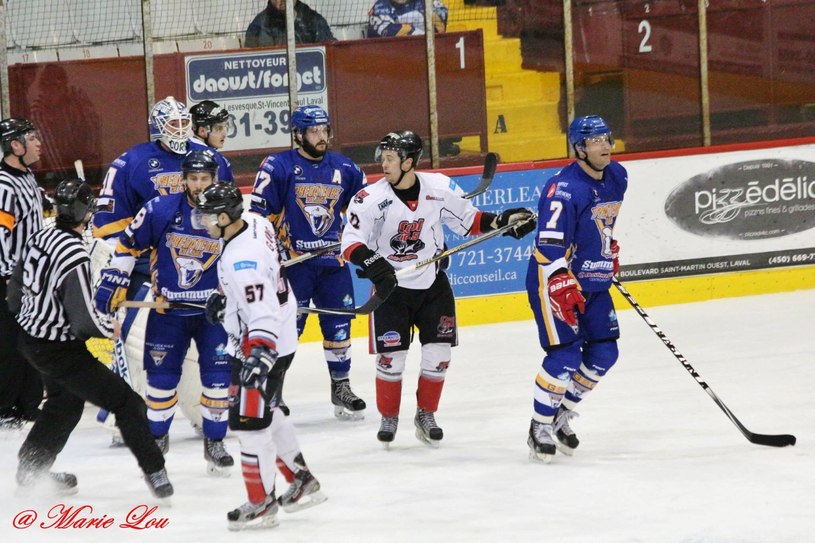 Incident au Colisée de Laval: la LNAH en délibéré jusqu'à mercredi