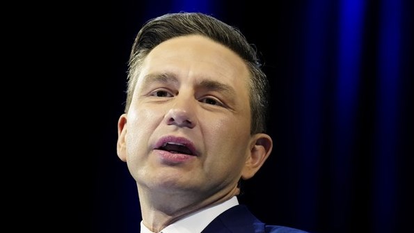 Alerte: Poilievre pourra se présenter Alberta dans le siège de Damien Kurek