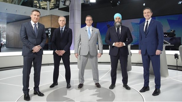 Débat des chefs en français: tir groupé sur le chef libéral Mark Carney
