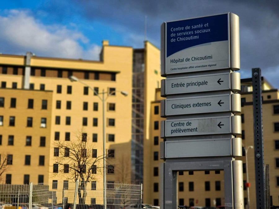 Hôpital de Chicoutimi: présence d’amiante dans un département