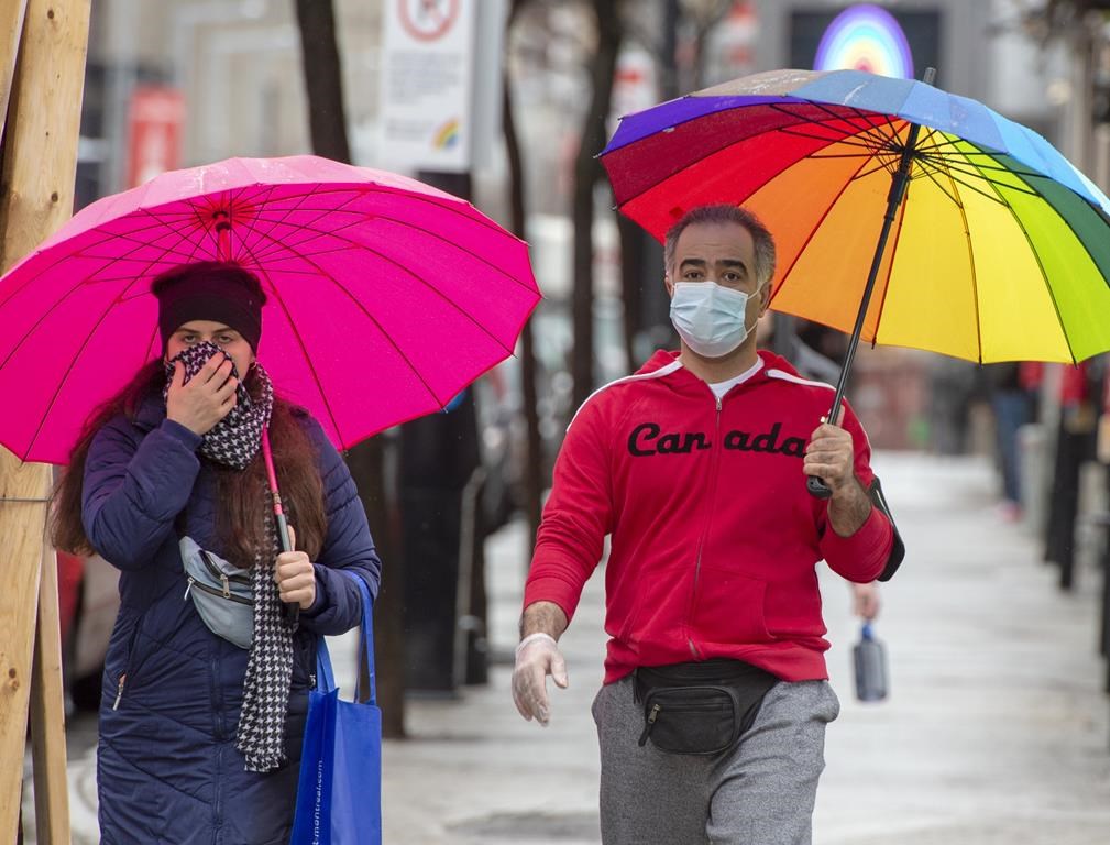 Le Québec rapporte 12 nouveaux décès et une baisse des hospitalisations