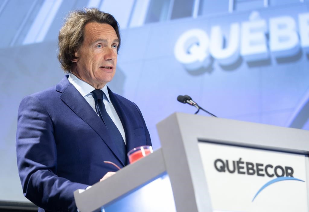 Le projet de tenir des matchs des Sénateurs à Québec est sur pause selon Péladeau