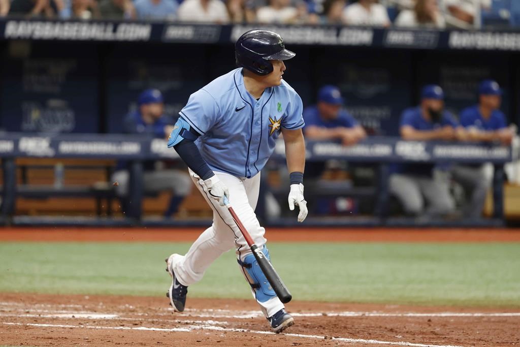 L'erreur de Matt Chapman permet aux Rays de vaincre les Blue Jays 3-0