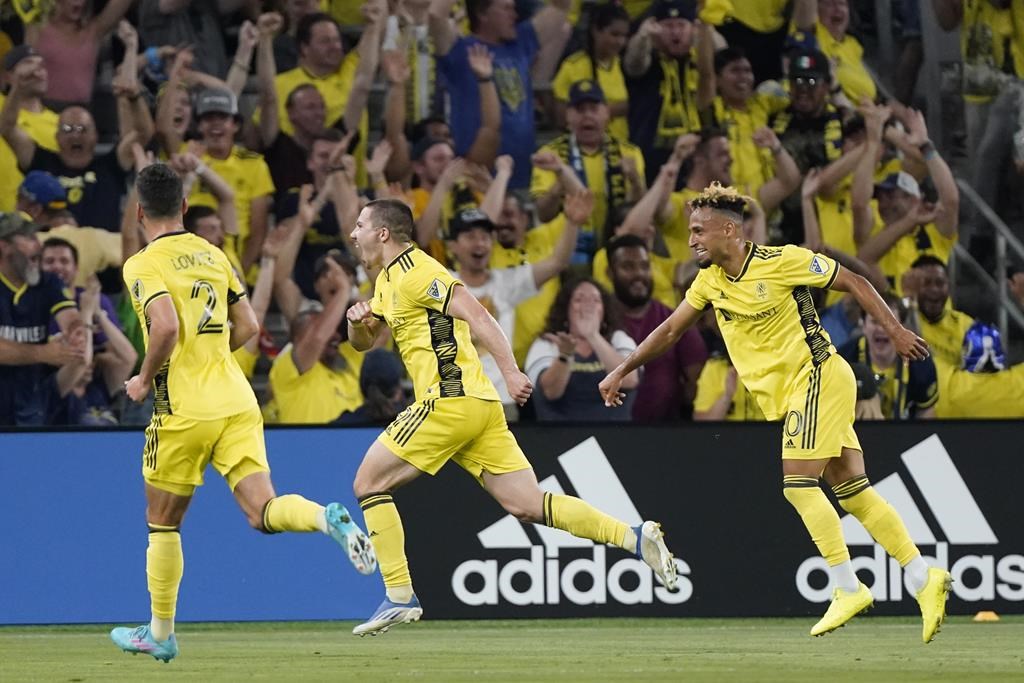 Malgré une bonne deuxième demie, le CF Montréal s'incline 2-1 contre Nashville SC