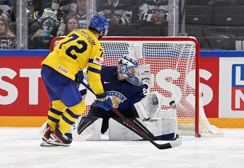 Bemstrom marque en tirs de barrage et la Suède bat la Finlande au Mondial