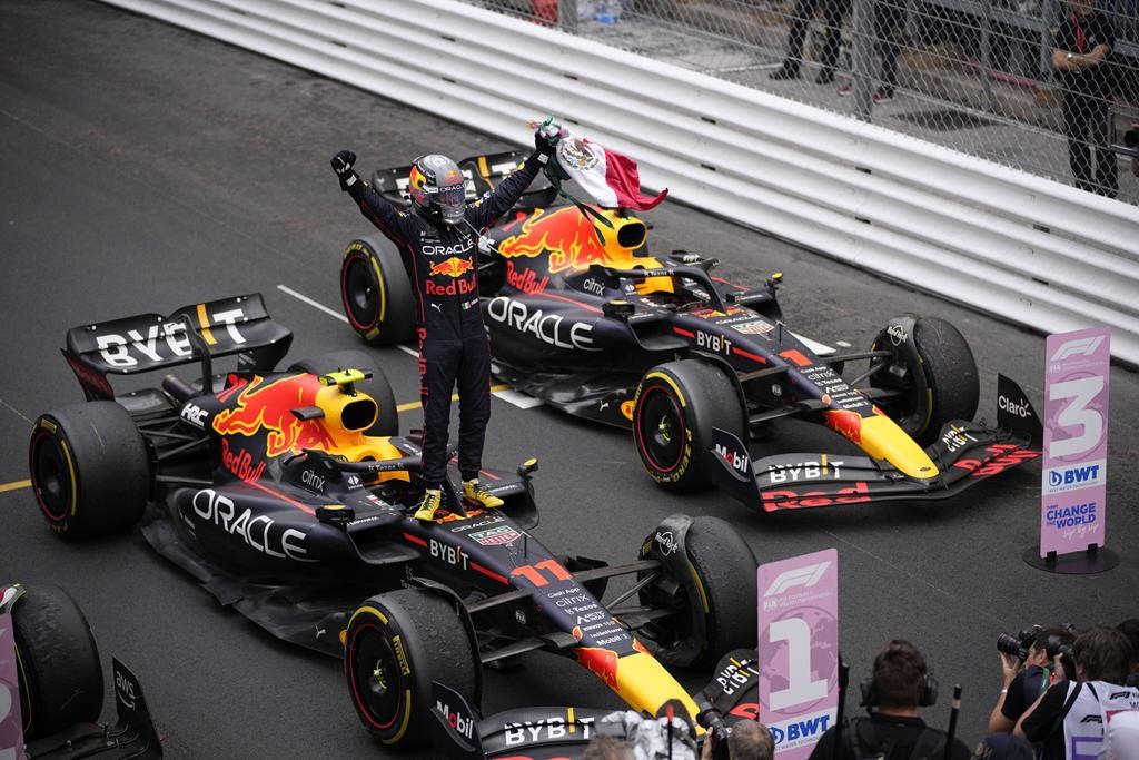 Red Bull met Sergio Perez sous contrat jusqu'en 2024