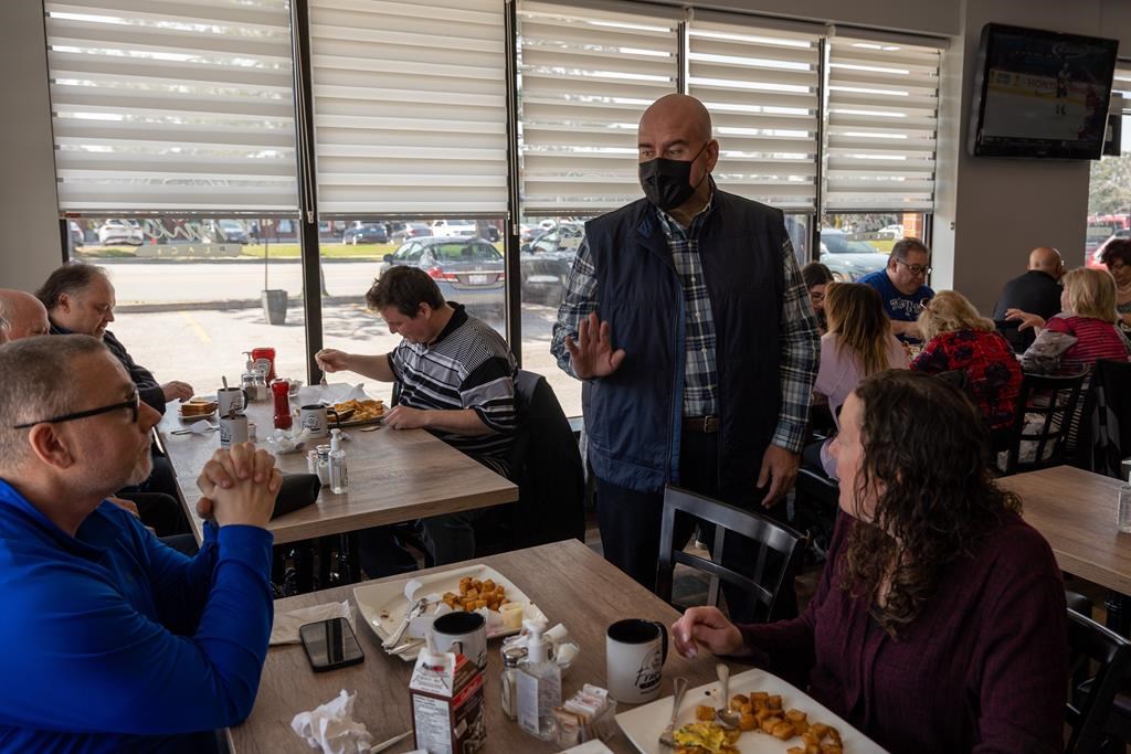 Élections ontariennes: des plans pour faire face à la hausse du coût des aliments