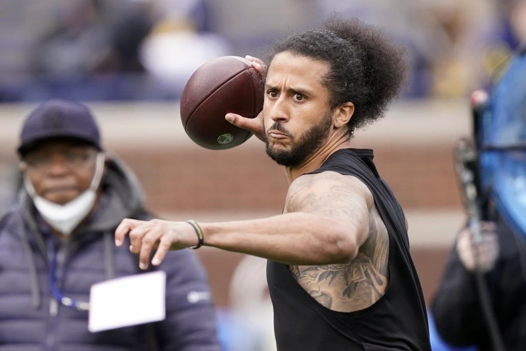Sources de l'AP: Colin Kaepernick à l'entraînement avec les Raiders
