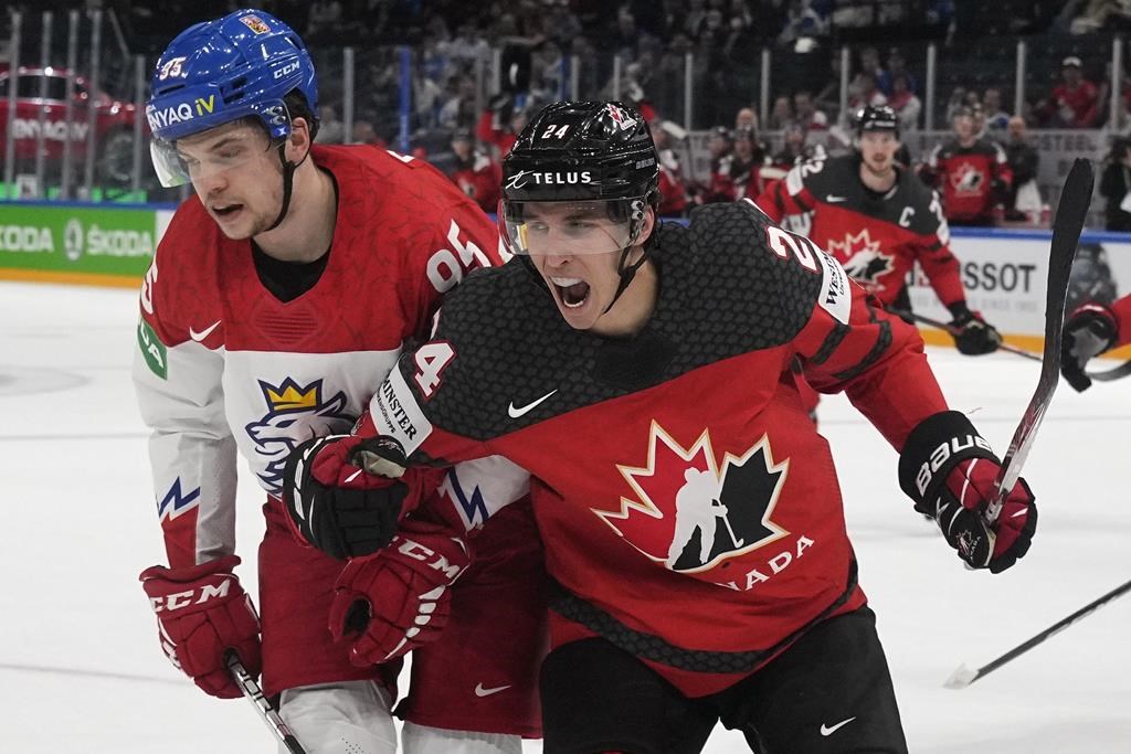 Le Canada écrase la République tchèque 6-1 et accède à la finale du Mondial de hockey