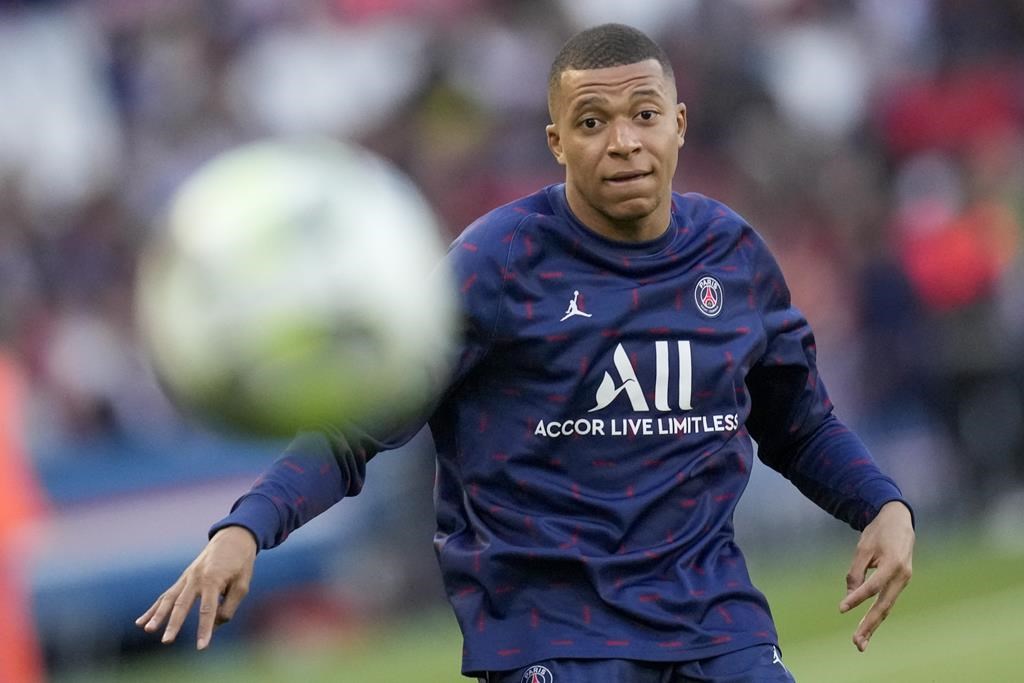 Mbappé choisit le statu quo et restera avec le PSG; Di Maria quitte