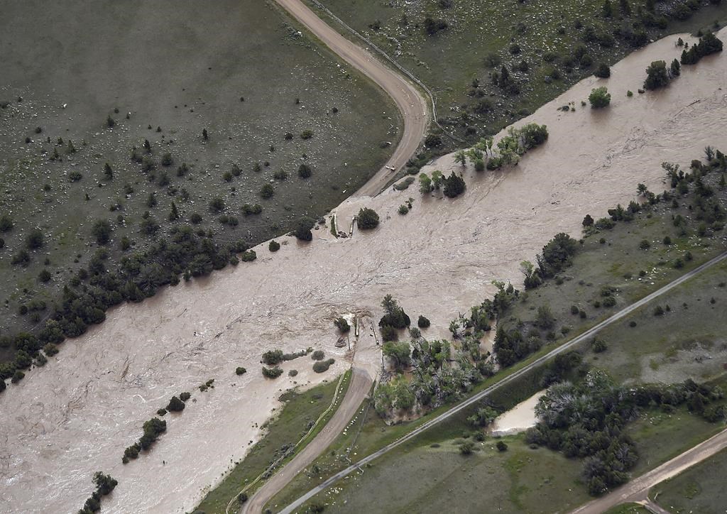 Inondations: le parc de Yellowstone ferme pour la première fois en 34 ans