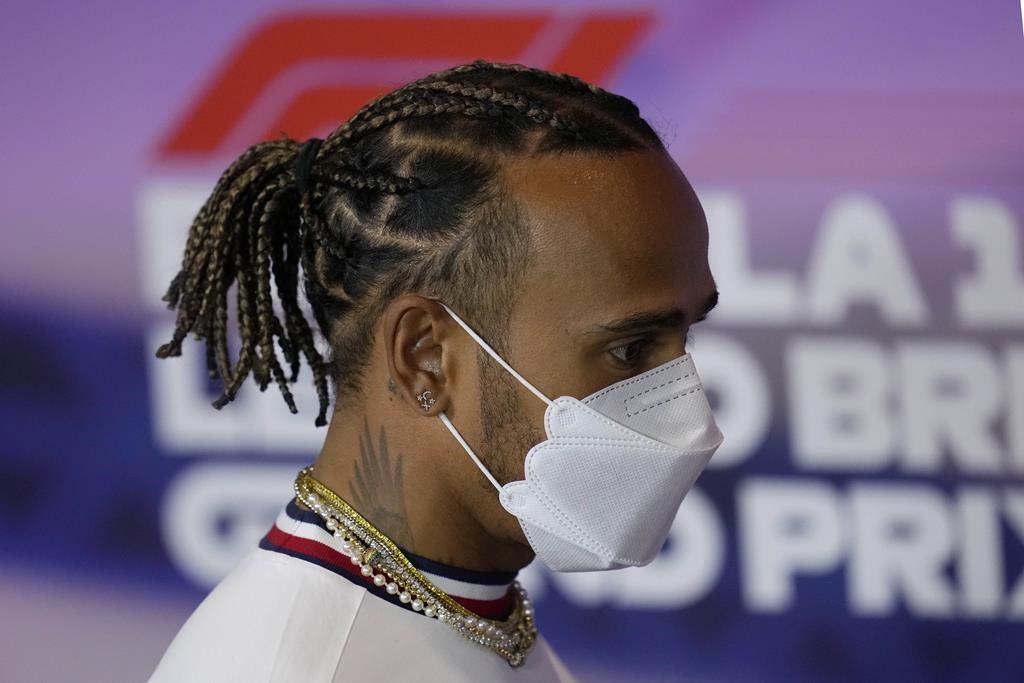 Lewis Hamilton dénonce les «vieux discours» en F1, ceux qui attisent le racisme