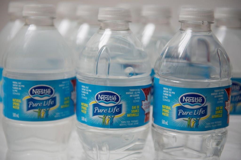 La CAQ amène l'augmentation des redevances sur l'eau sur le terrain électoral