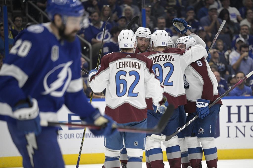 L'Avalanche triomphe en prolongation et est à une victoire de la Coupe Stanley