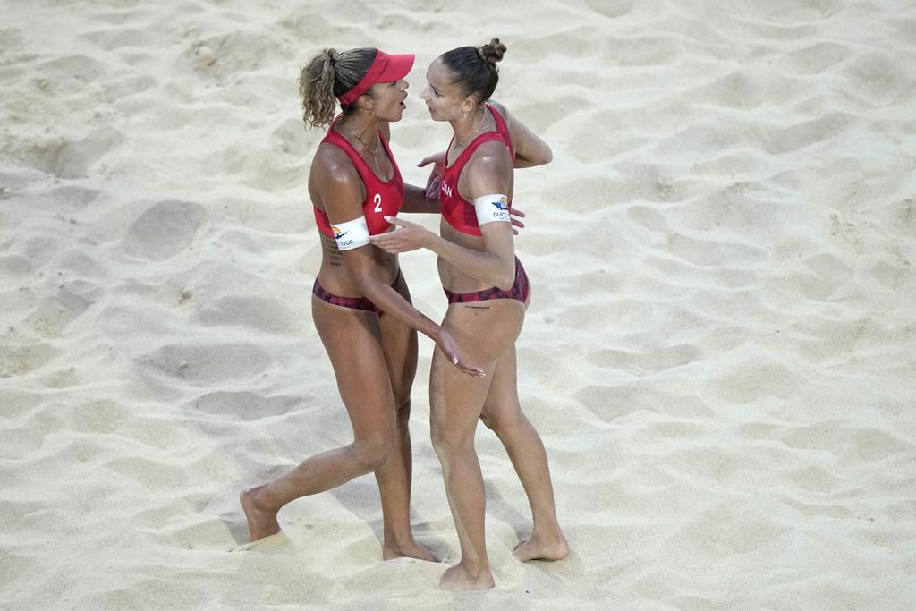 Wilkerson et Bukovec gagnent l'argent au Championnat mondial de volleyball de plage