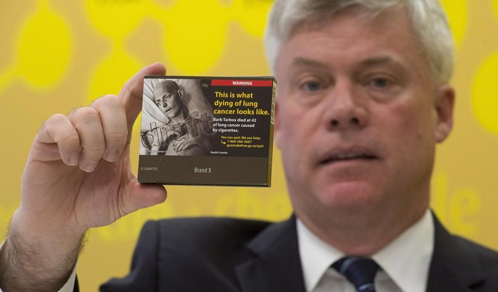 Ottawa souhaite qu'un avertissement soit imprimé sur chaque cigarette