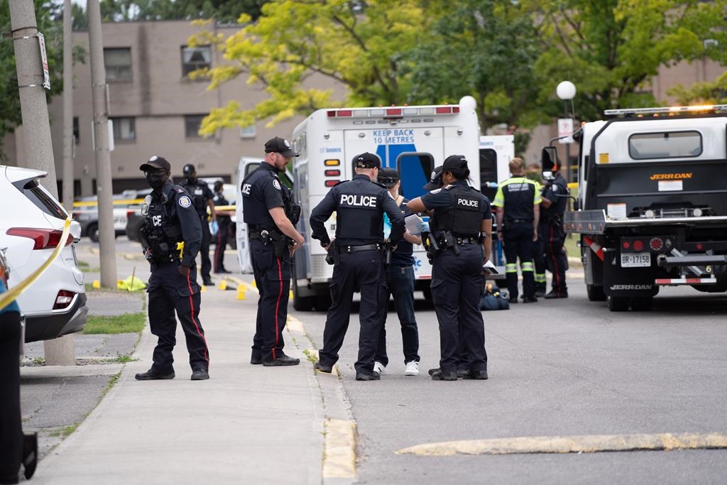 Cinq fusillades font deux morts au cours de la fin de semaine à Toronto