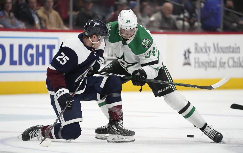 Les Stars accordent une prolongation de contrat d'une saison à Gurianov