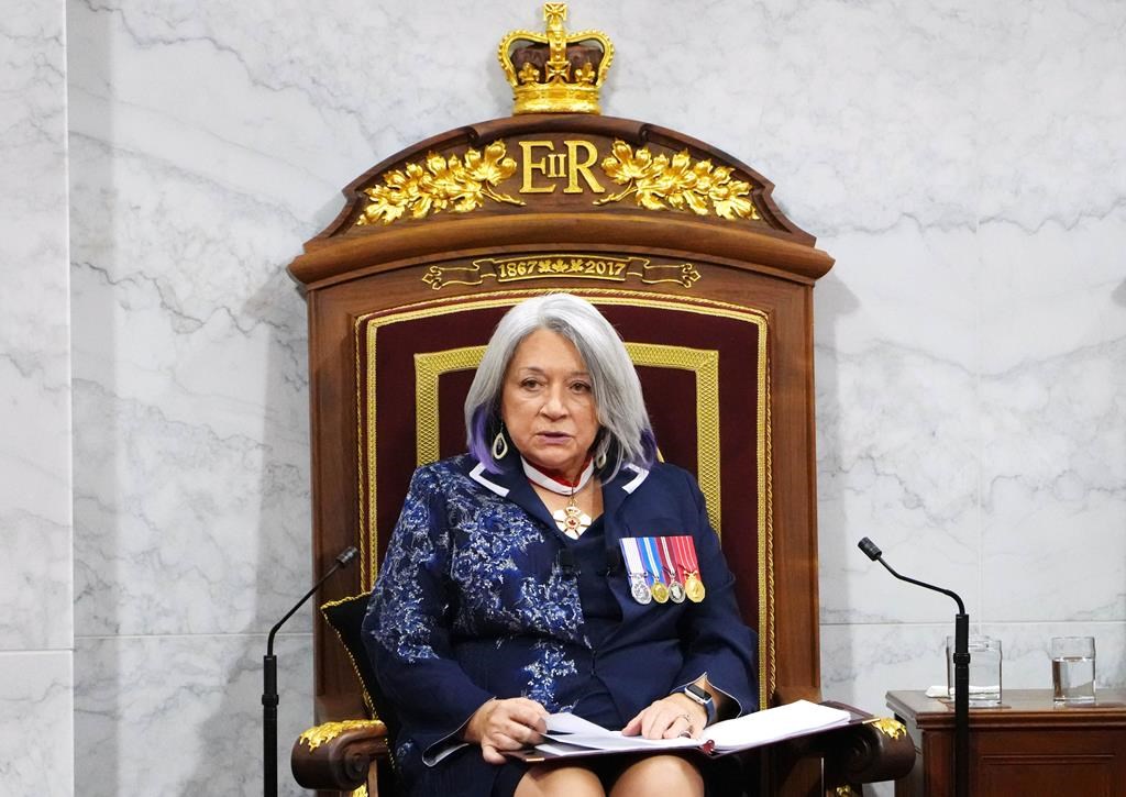 Des Québécois demandent à la Cour supérieure d'invalider la nomination de Mary Simon