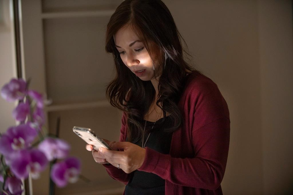 Information: d'avantage de Québécois font usage des réseaux sociaux