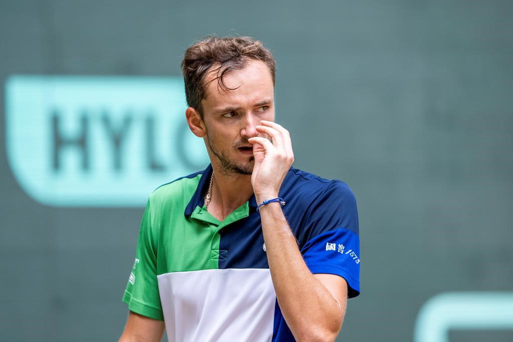 Medvedev s'incline devant Bautista Agut en quarts de finale à Majorque