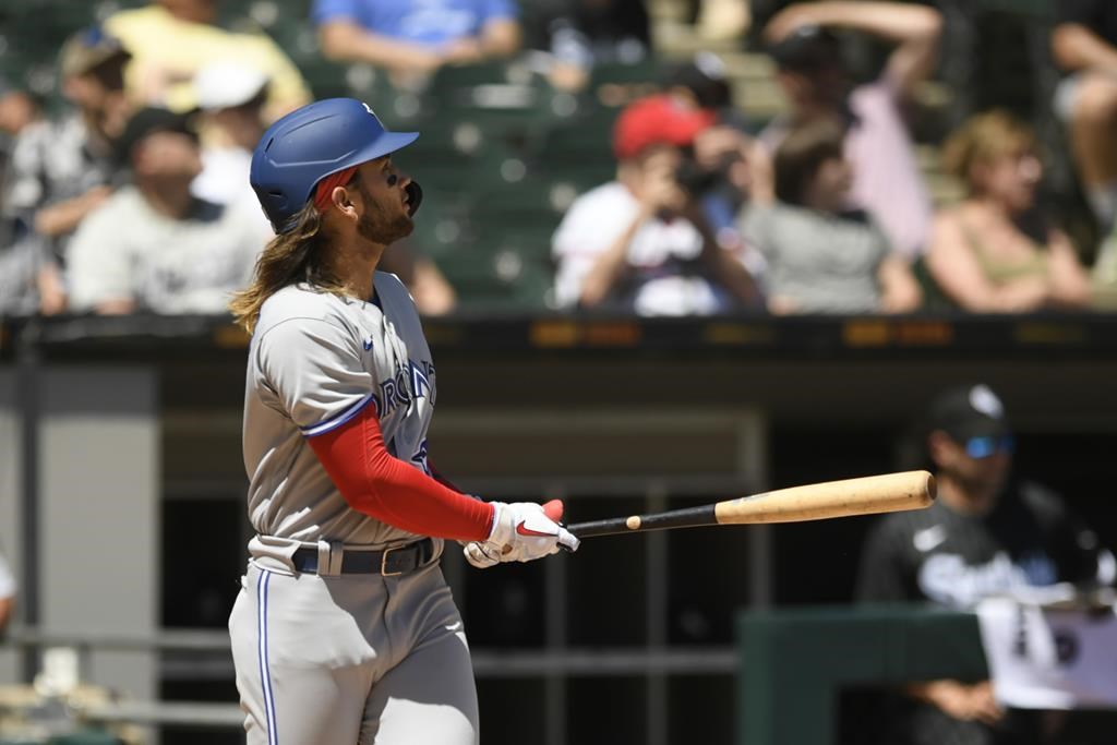 Le grand chelem de Bichette et le circuit de Kirk évitent un balayage aux Blue Jays