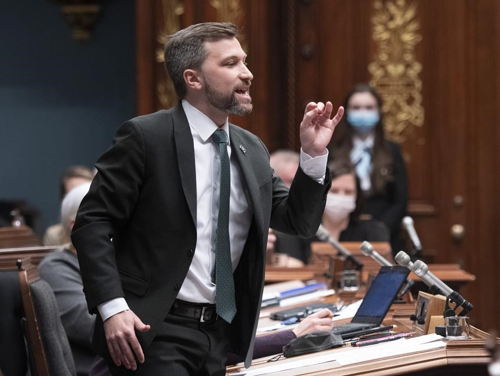 François Legault a «peur» de débattre d'environnement, selon Québec solidaire