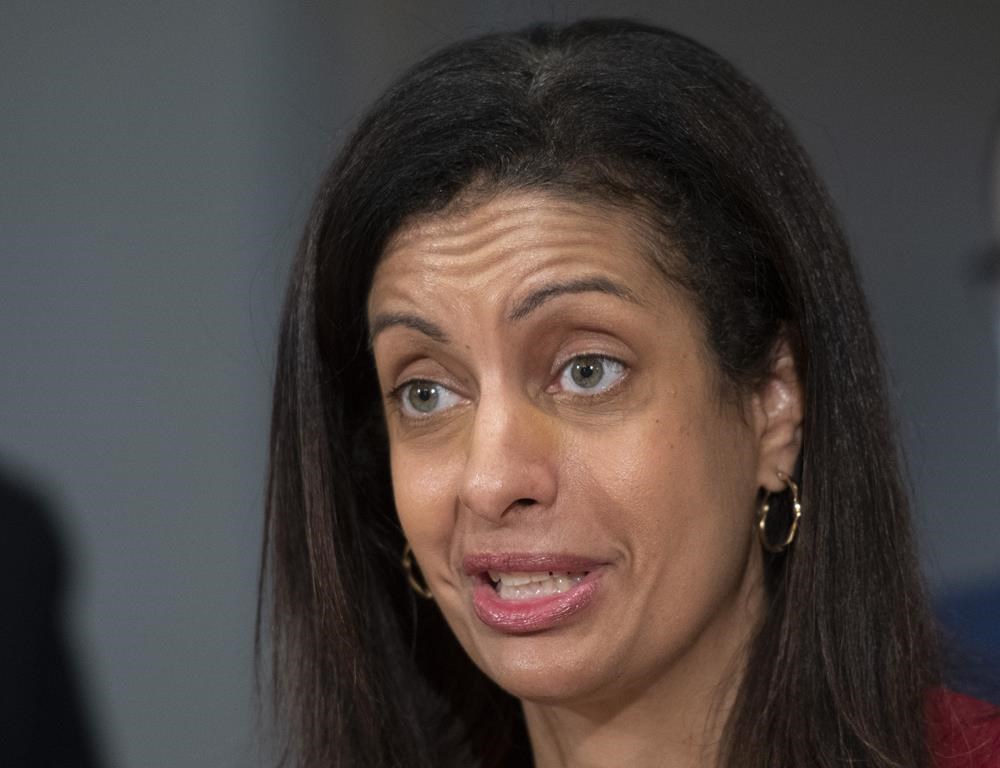 Élections 2022: le PLQ mise sur la baisse du fardeau fiscal pour reprendre le pouvoir