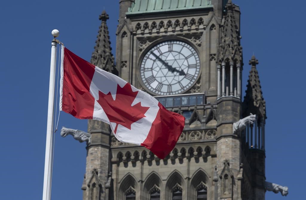 Interprètes du parlement: bilinguisme menacé par la main-d'oeuvre de l'extérieur