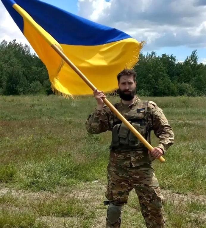 Le Québécois Émile-Antoine Roy-Sirois perd la vie au front en Ukraine