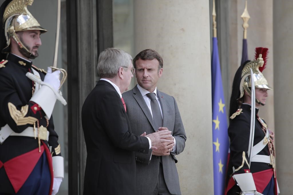 Paris 2024 obtient le soutien de Macron pour une cérémonie d'ouverture inédite