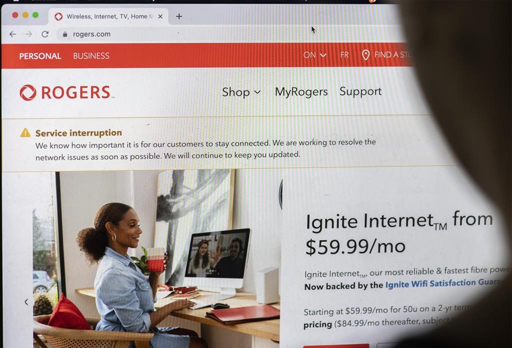 Rogers affirme qu'il n'aurait pas pu rétablir les services d'urgence plus rapidement