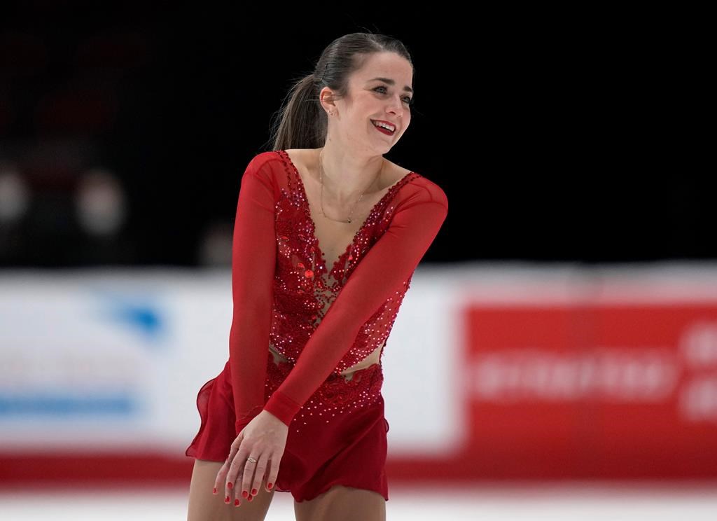 La patineuse artistique québécoise Véronik Mallet met un terme à sa carrière