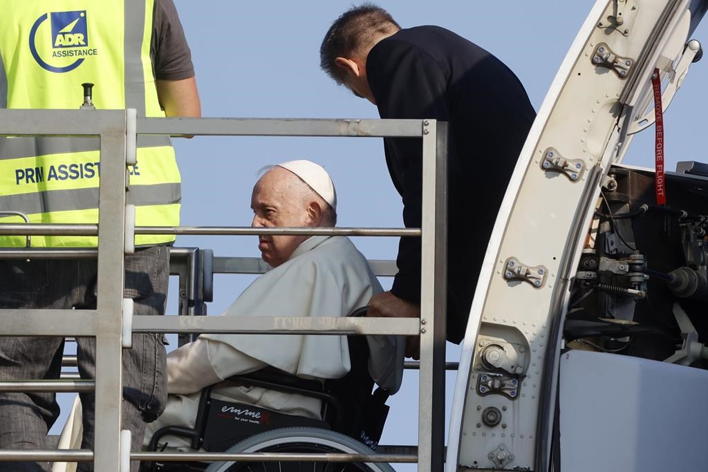 Le pape François est arrivé au Canada pour la réconciliation avec les Autochtones