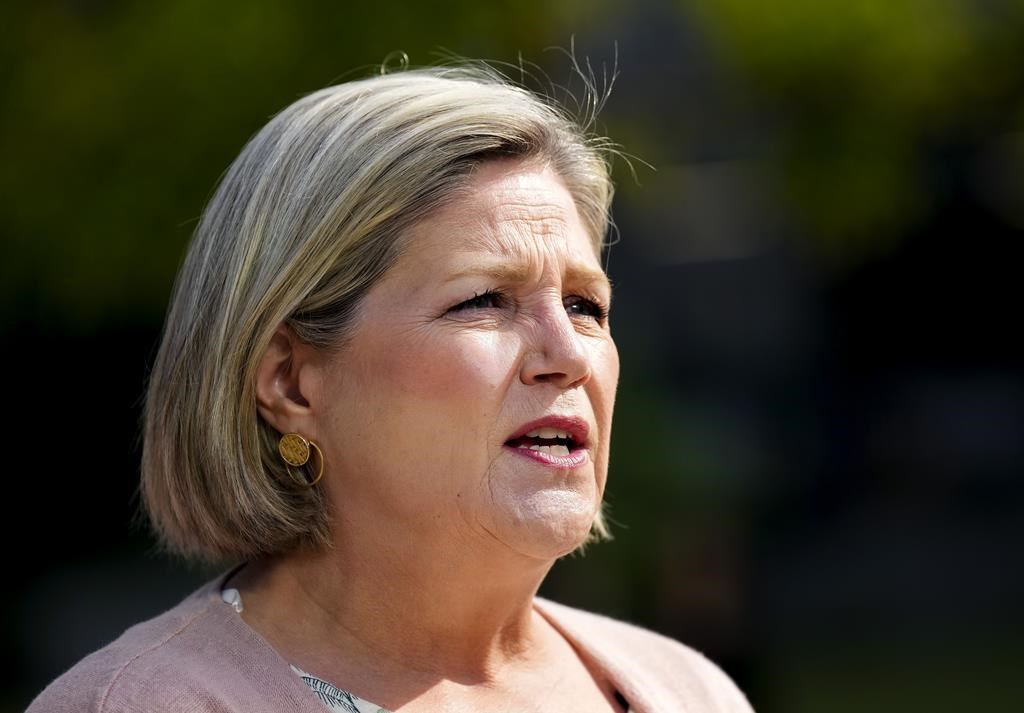 L'ex-cheffe du NPD de l'Ontario Andrea Horwath sera candidate à la mairie de Hamilton