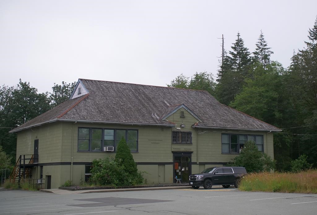 Recherche de tombes non marquées à l'ancien pensionnat de Port Alberni, en C.-B.