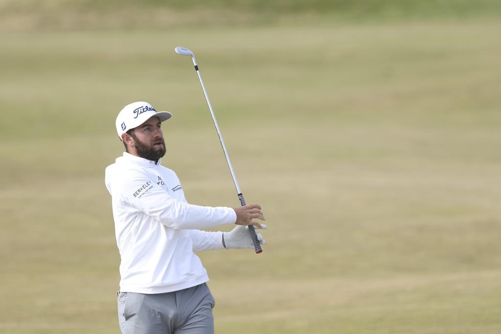 Young démontre que les pointages seront bas à l'Omnium britannique