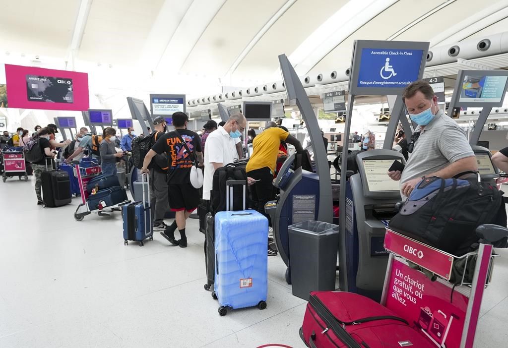 Air Canada et l'aéroport Pearson se classent encore au 1er rang pour les retards