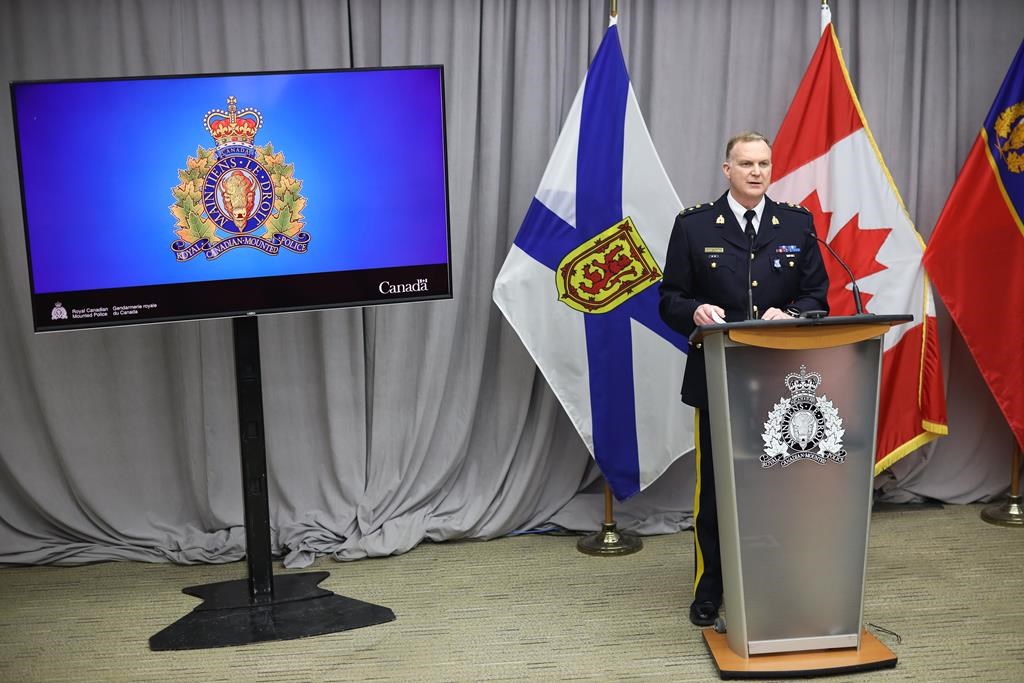 L'officier responsable de l'enquête sur la tuerie en Nouvelle-Écosse témoigne