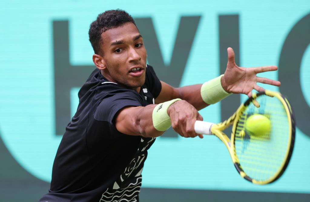 Auger-Aliassime s'incline à sa première sortie à Newport